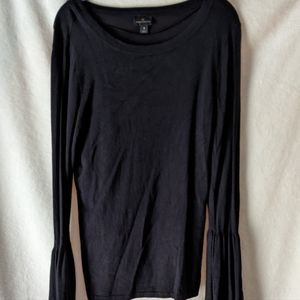 Women's black top size S Worthington with flutter sleeves